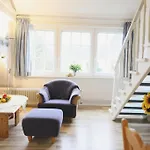 Einfach eingerichtete Masionettewohnung.
